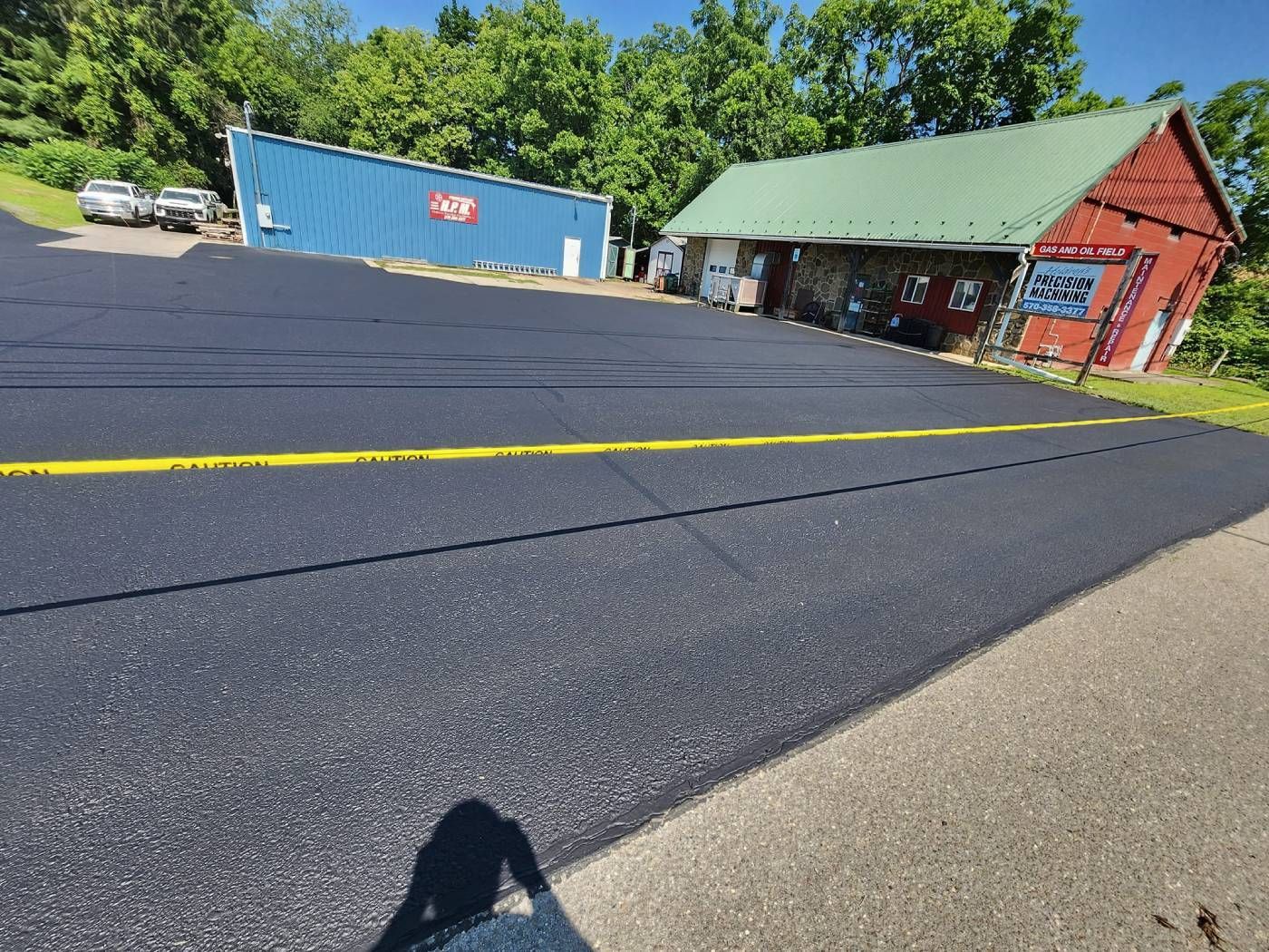 Causes That Can Negatively Impact Asphalt Sealcoating in Vestal