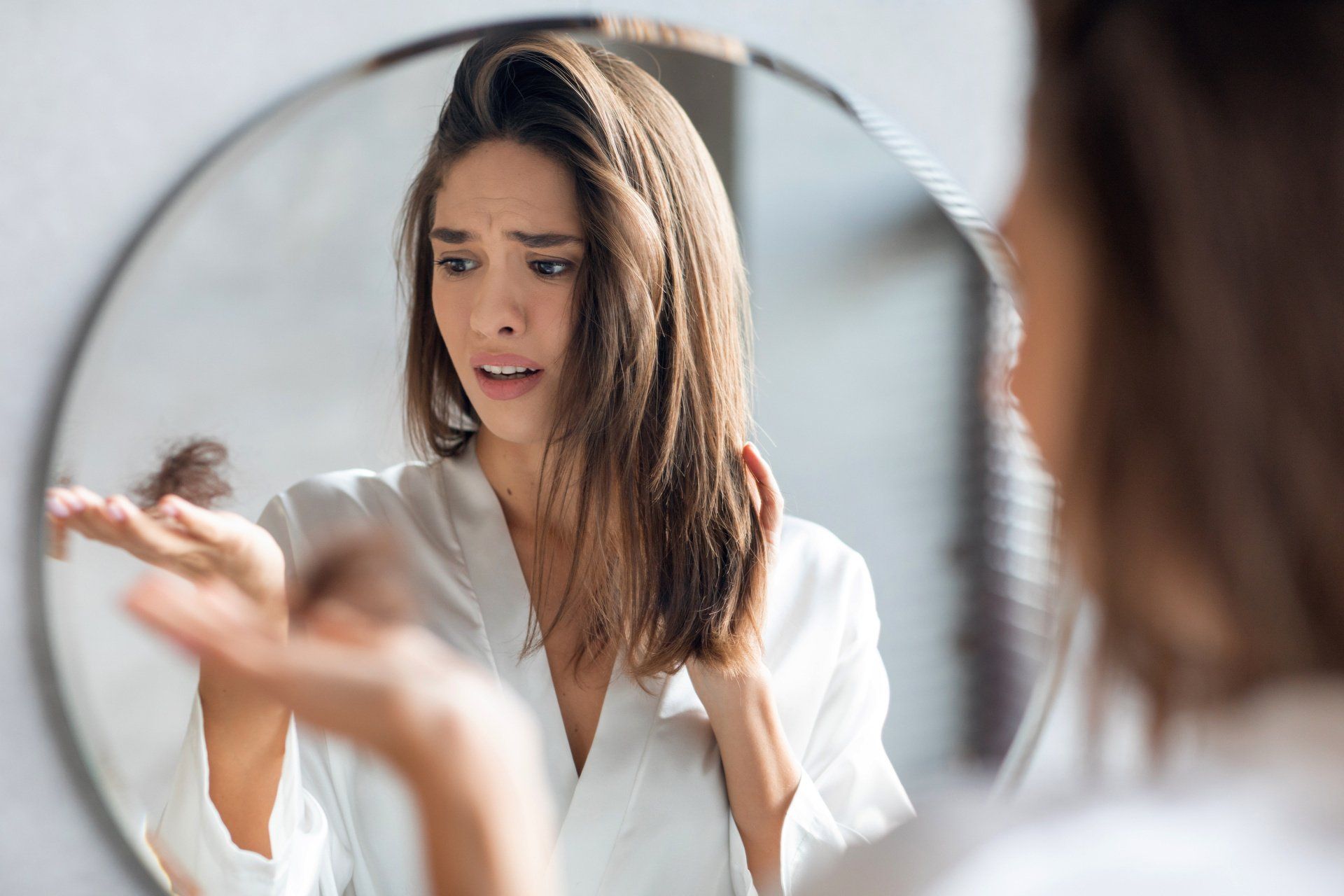 Como tratar queda de cabelo em Montes Claros?