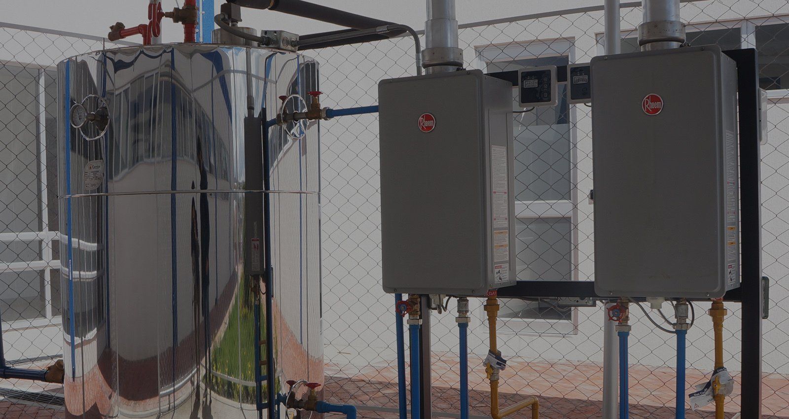 instalación de sistema de agua caliente