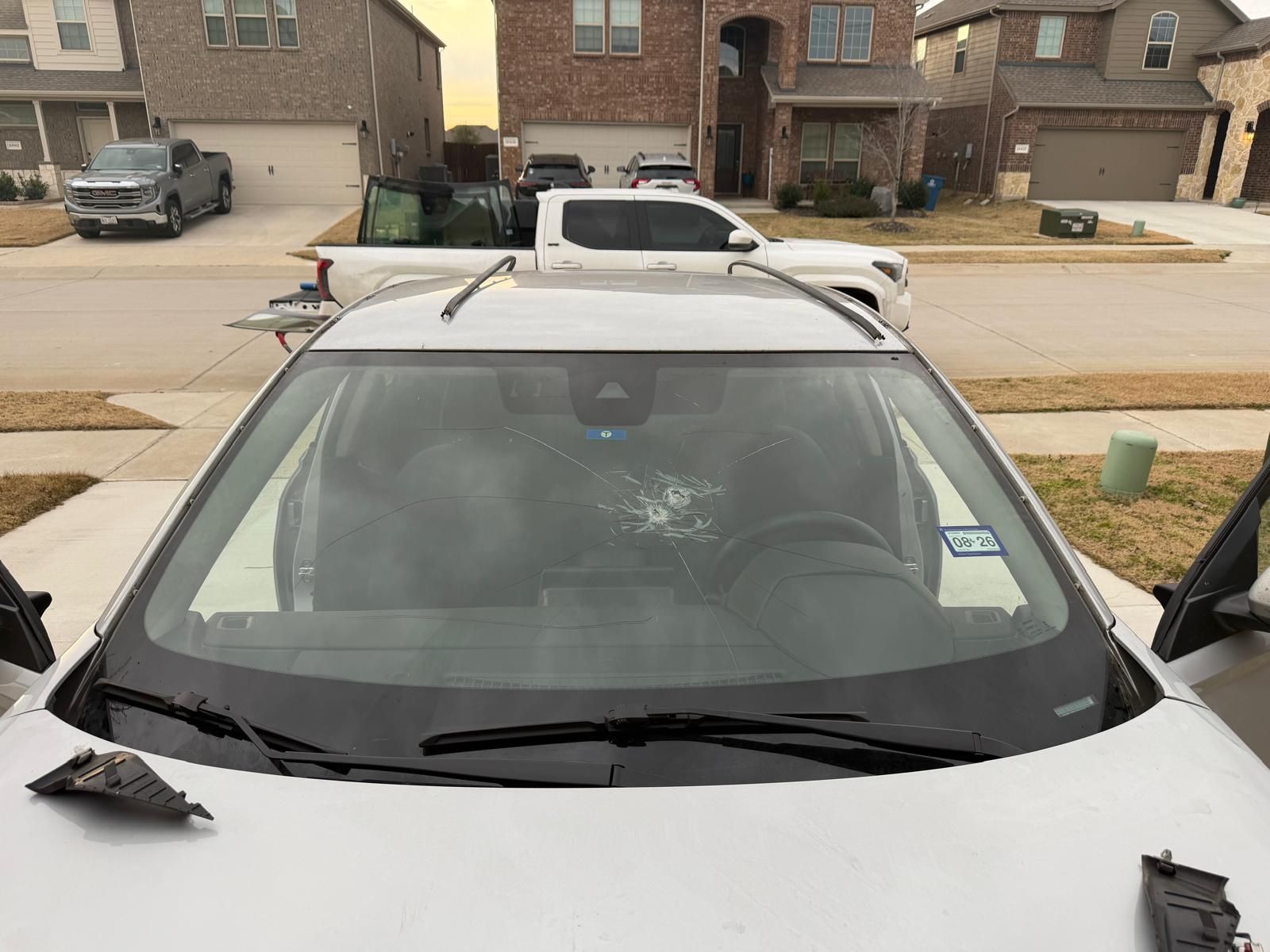 2023 Nissan Altima before windshield replacement 