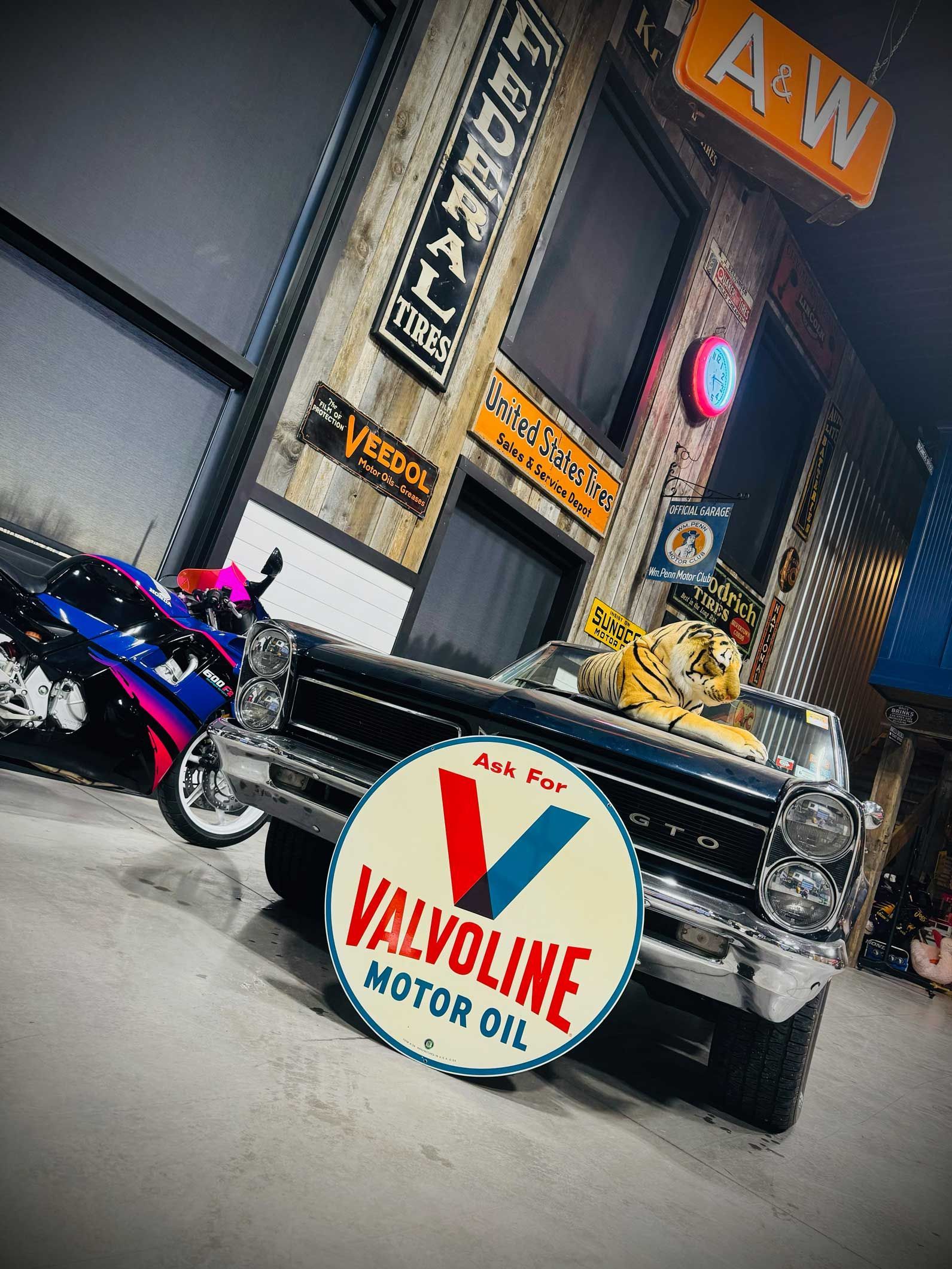 Valvoline – Westmoreland, NY – Man Cave Antiques