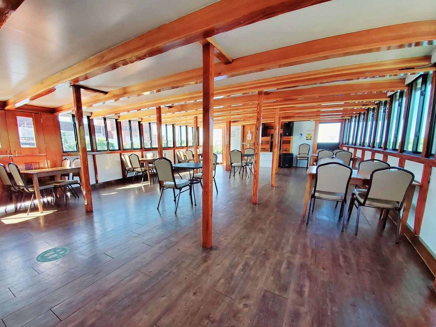 Mid deck — Albany, NY — Dutch Apple Cruises
