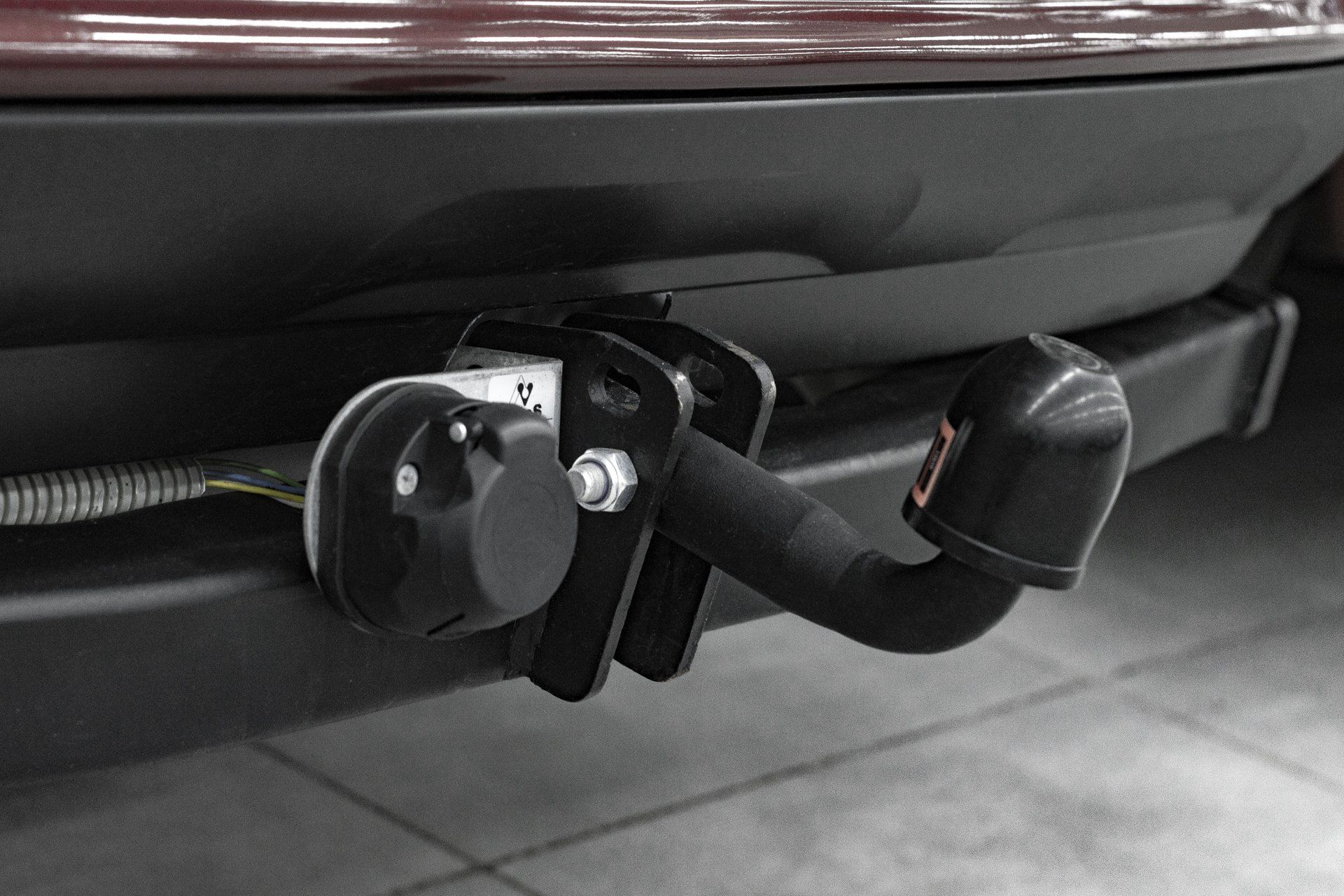 vettura con gancio di traino