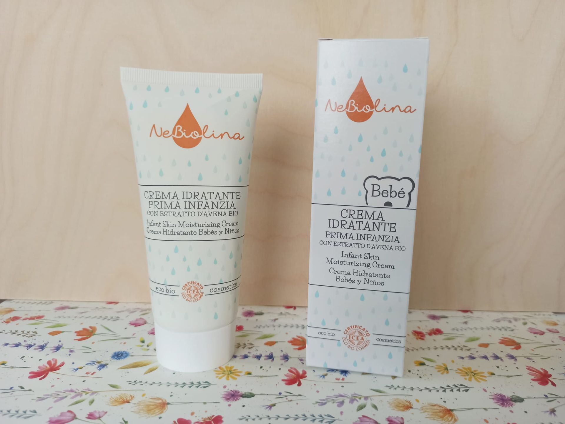 NeBiolina poggibonsi Siena. linea cosmetica biologica italiana specifica per l' infanzia del bebè, con estratto di avena bio. Crema idratante prima infanzia.