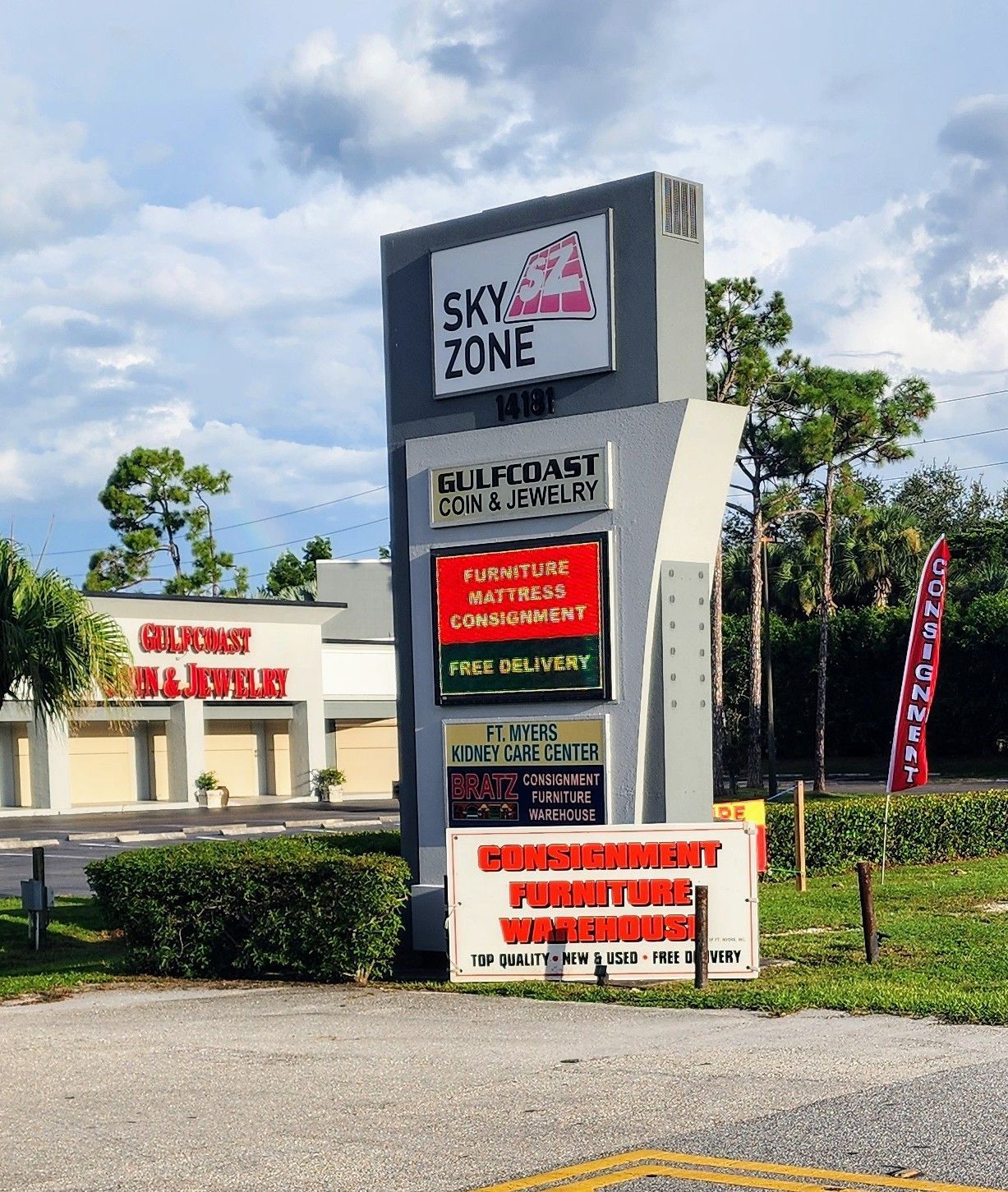 Bratz-CFW Entrance 14181 S Tamiami Trail