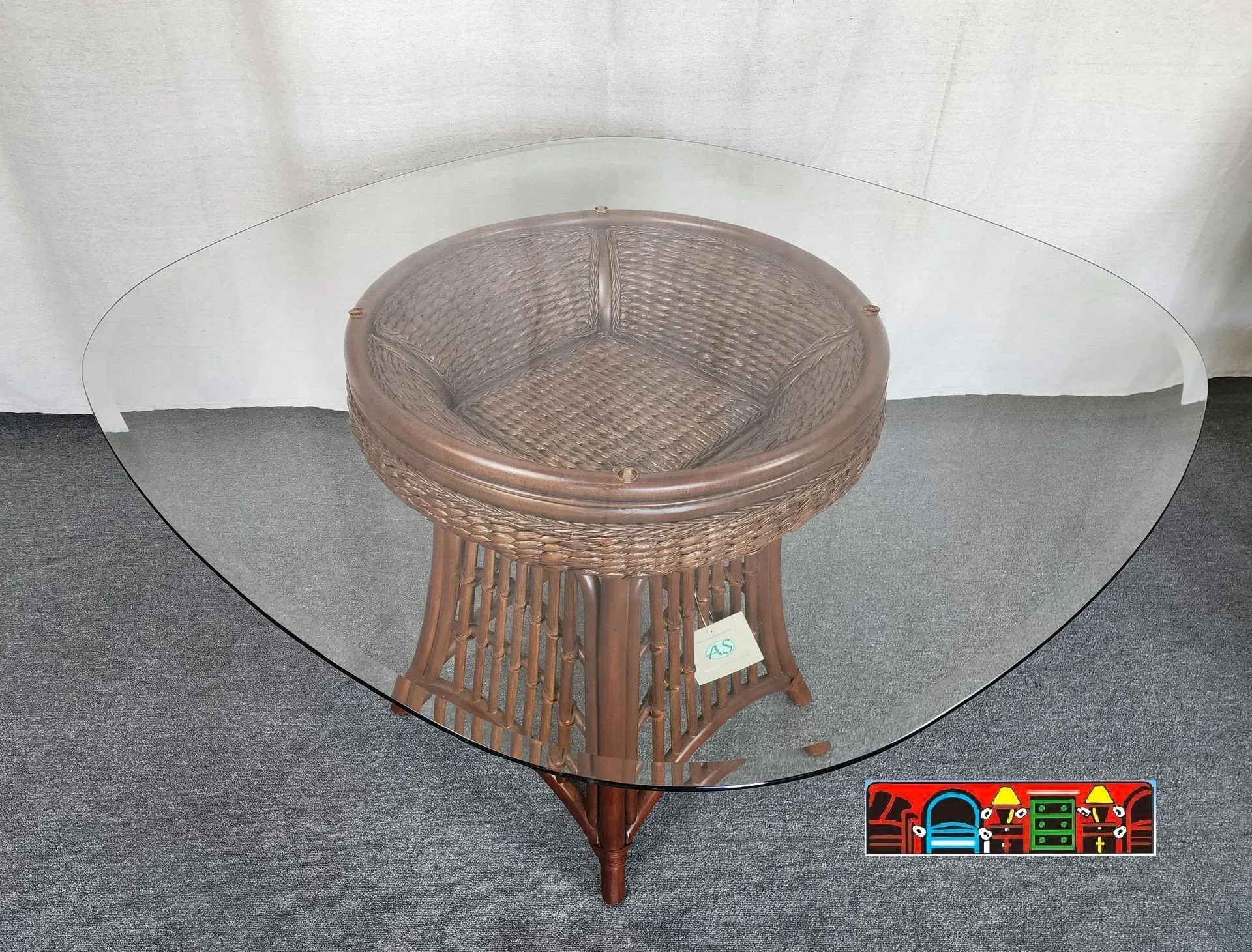 Havana Collection Round table base, sienna finish, rattan frame with woven water hyacinth 