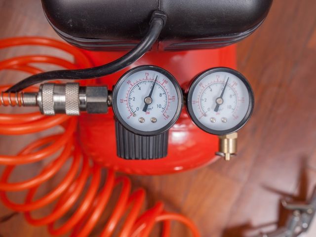 How to Use an Air Compressor for Beginners 