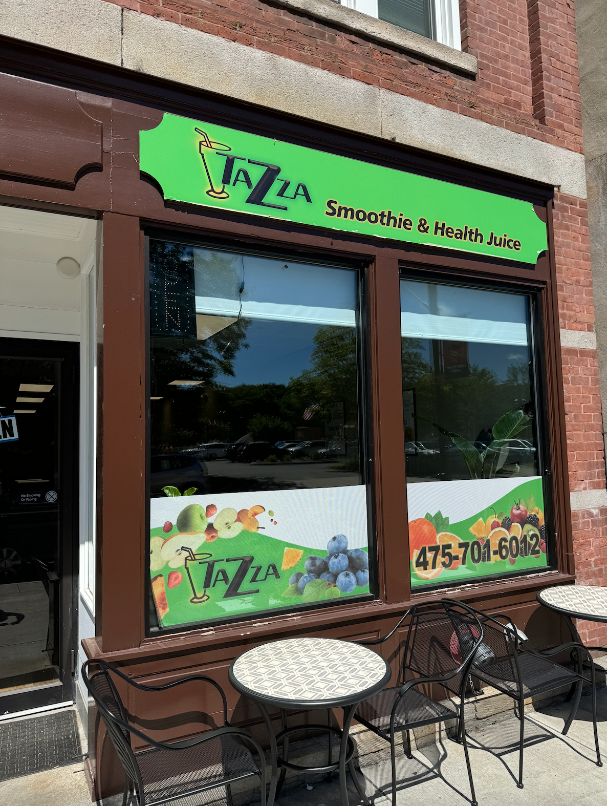 Tazza Smoothies & Health Juice