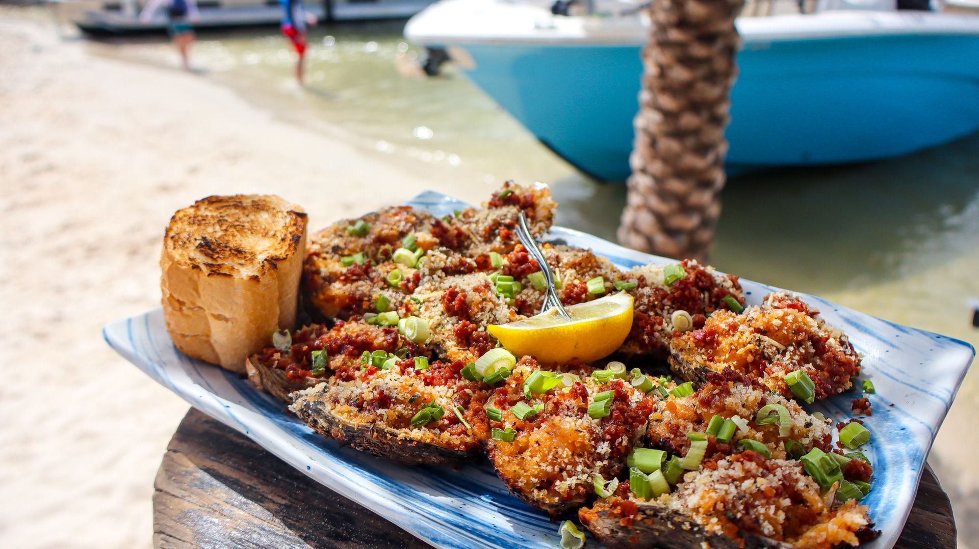 flora bama oysters, fresh gulf oysters, raw oysters, seafood 