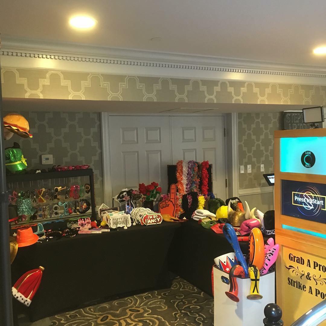 Swazae Photo Booth at a Sweet 16 party at the Middletown Inn