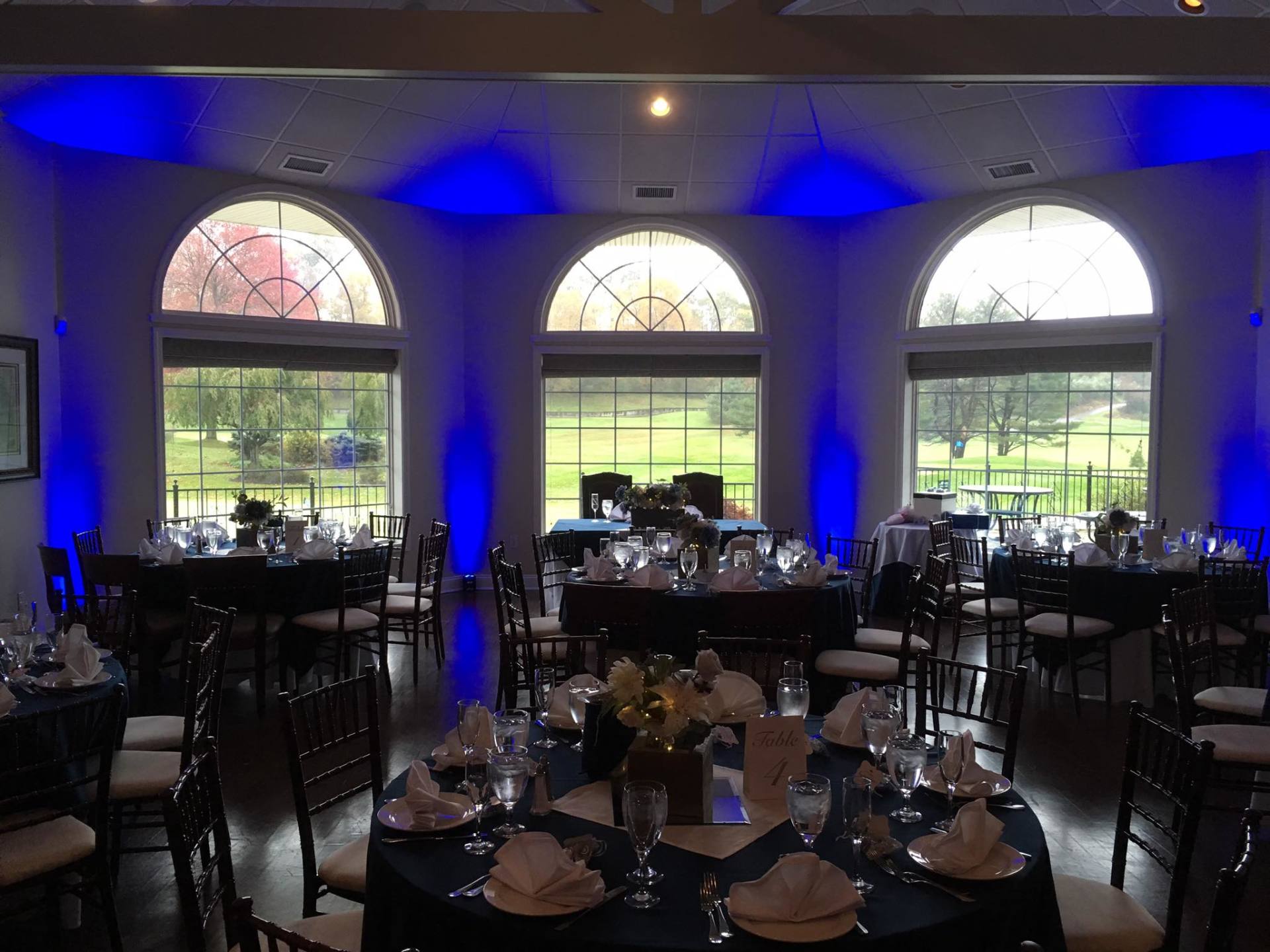 Simple uplighting at Memories at the Tradition for a Wedding