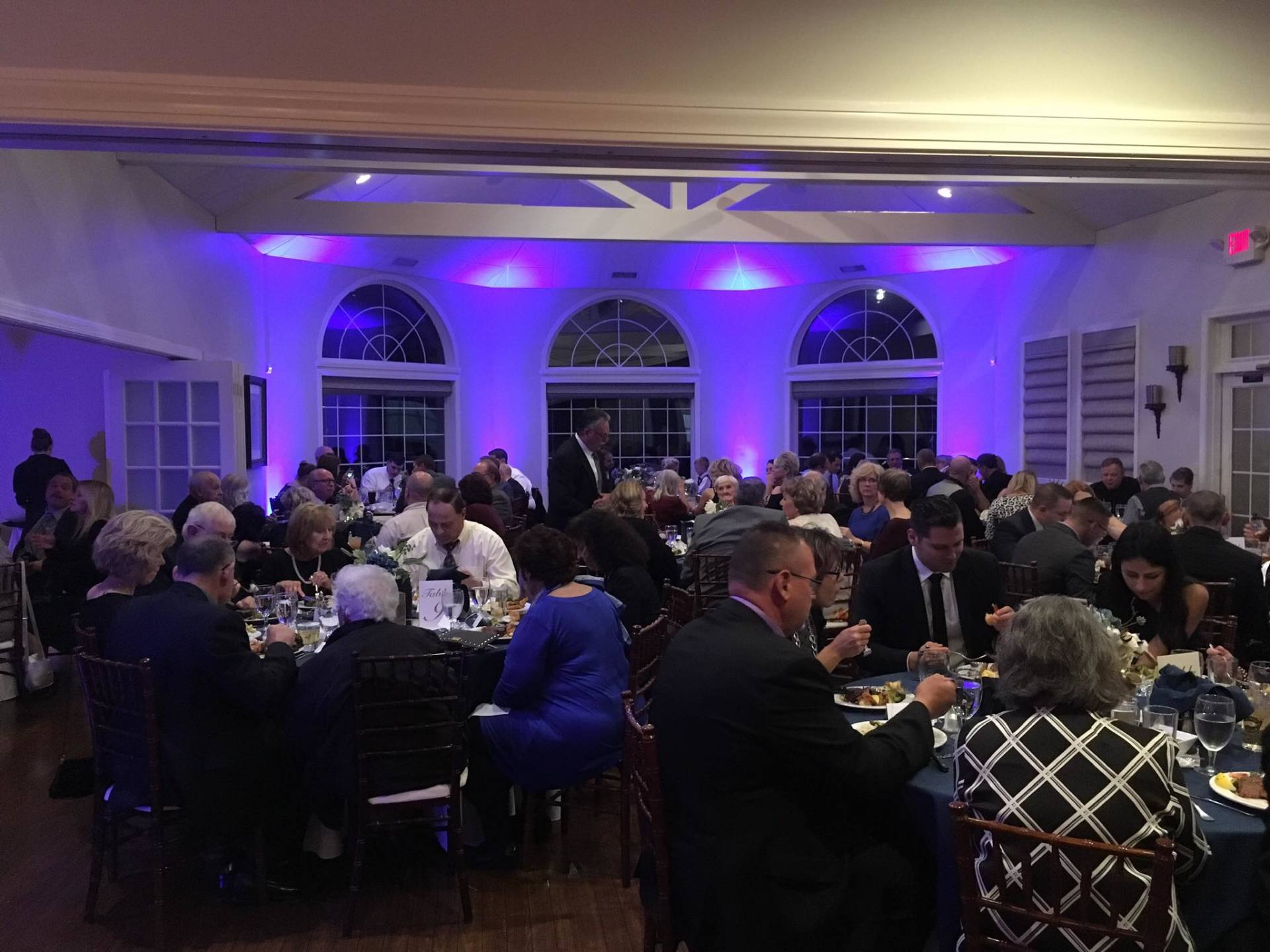 Simple uplighting at Memories at the Tradition for a Wedding