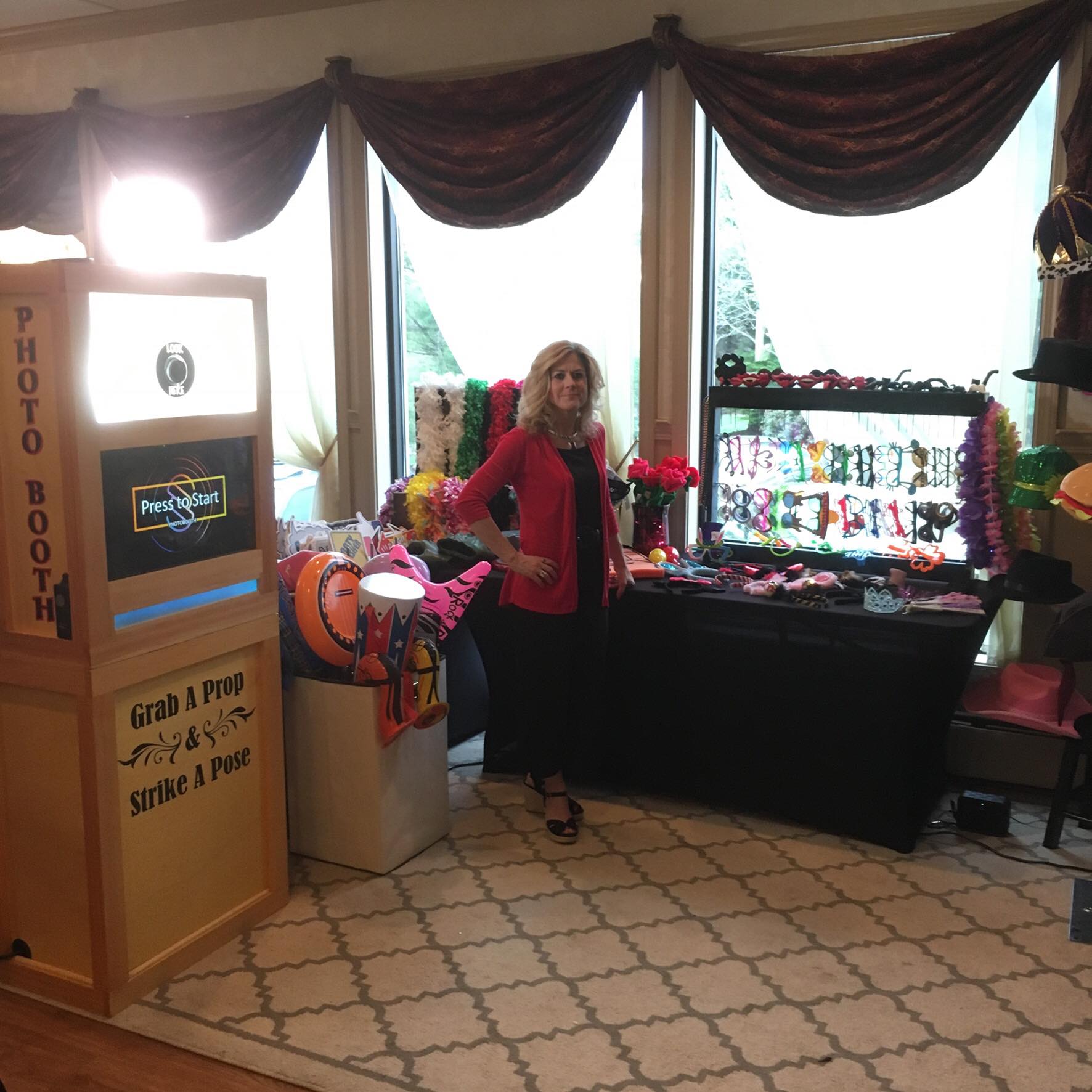 Swazae Photo Booth at a Prom at the Villa Louisa