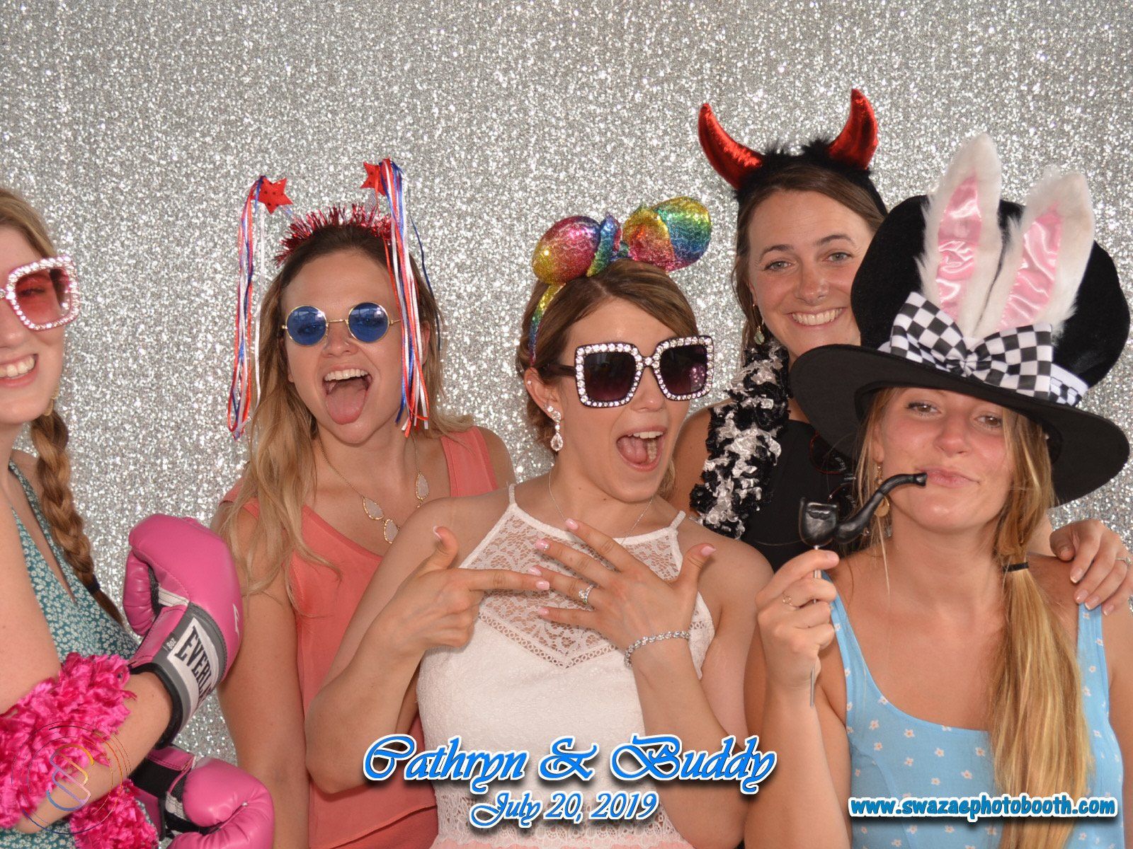 Our bride make her presence known at the Swazae Photo Booth