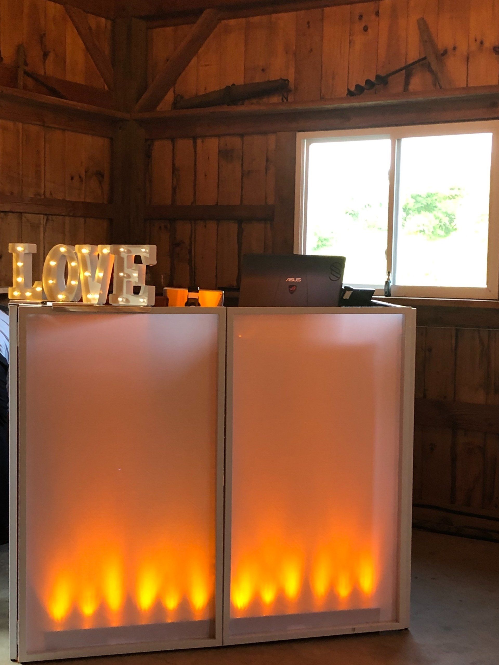Wedding DJ Service at Bunnell Farms