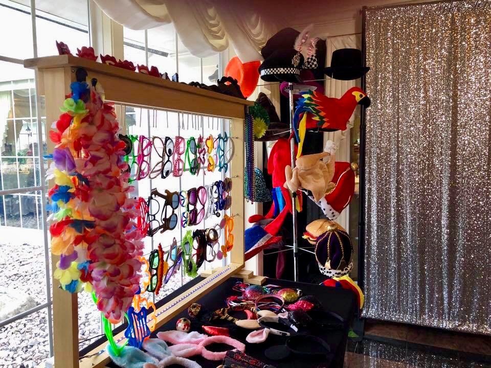 Swazae Photo Booth Props for wedding at the Aqua Turf