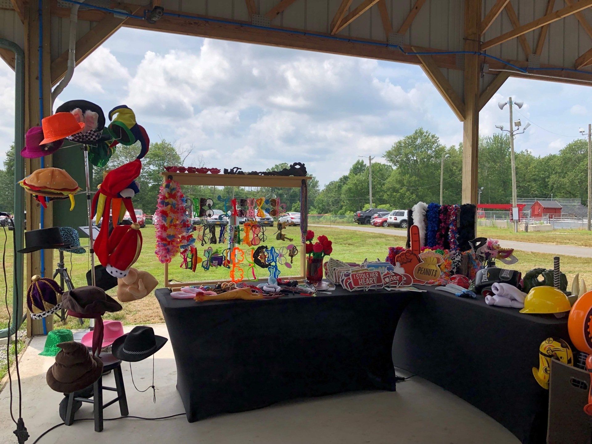 Outdoor Wedding at the Terryville Fairgrounds with the Swazae Photo Booth