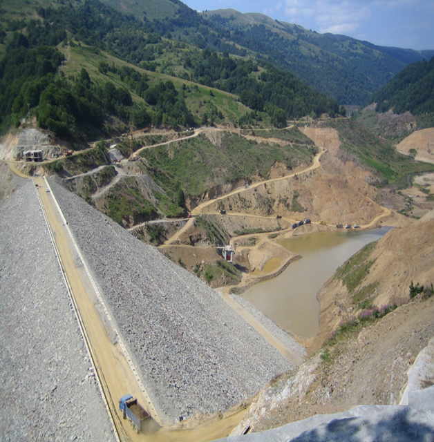 Design of a Weir for Wardanieh
