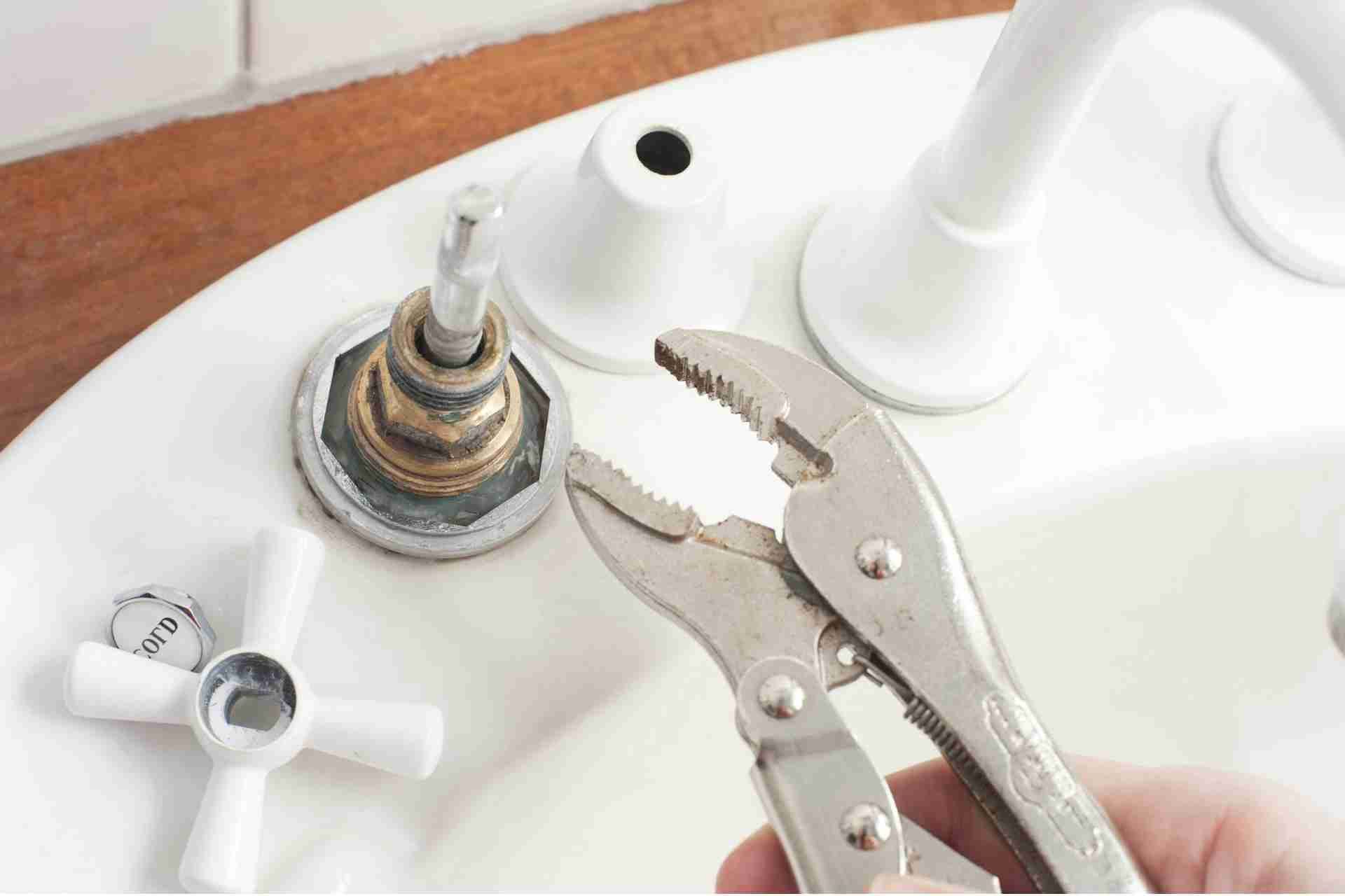 DIY Plumbing Fixes Every Homeowner Should Know