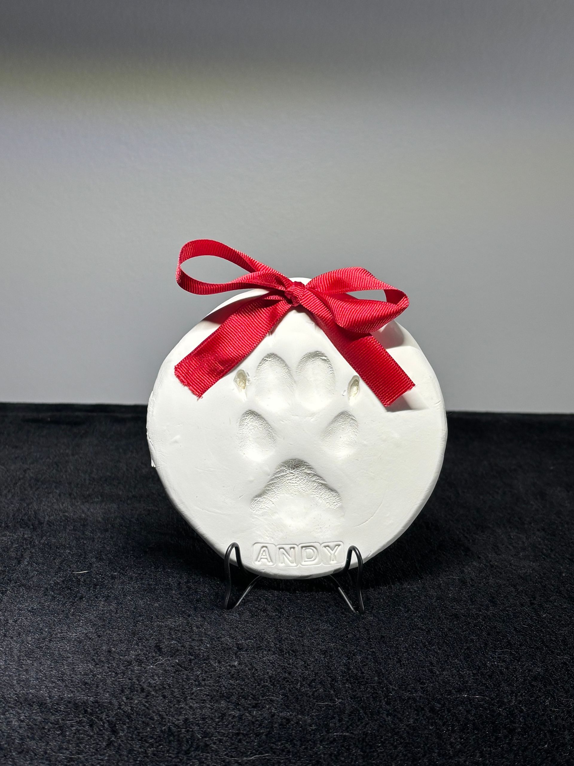 paw prints Cameron Pet Crematory