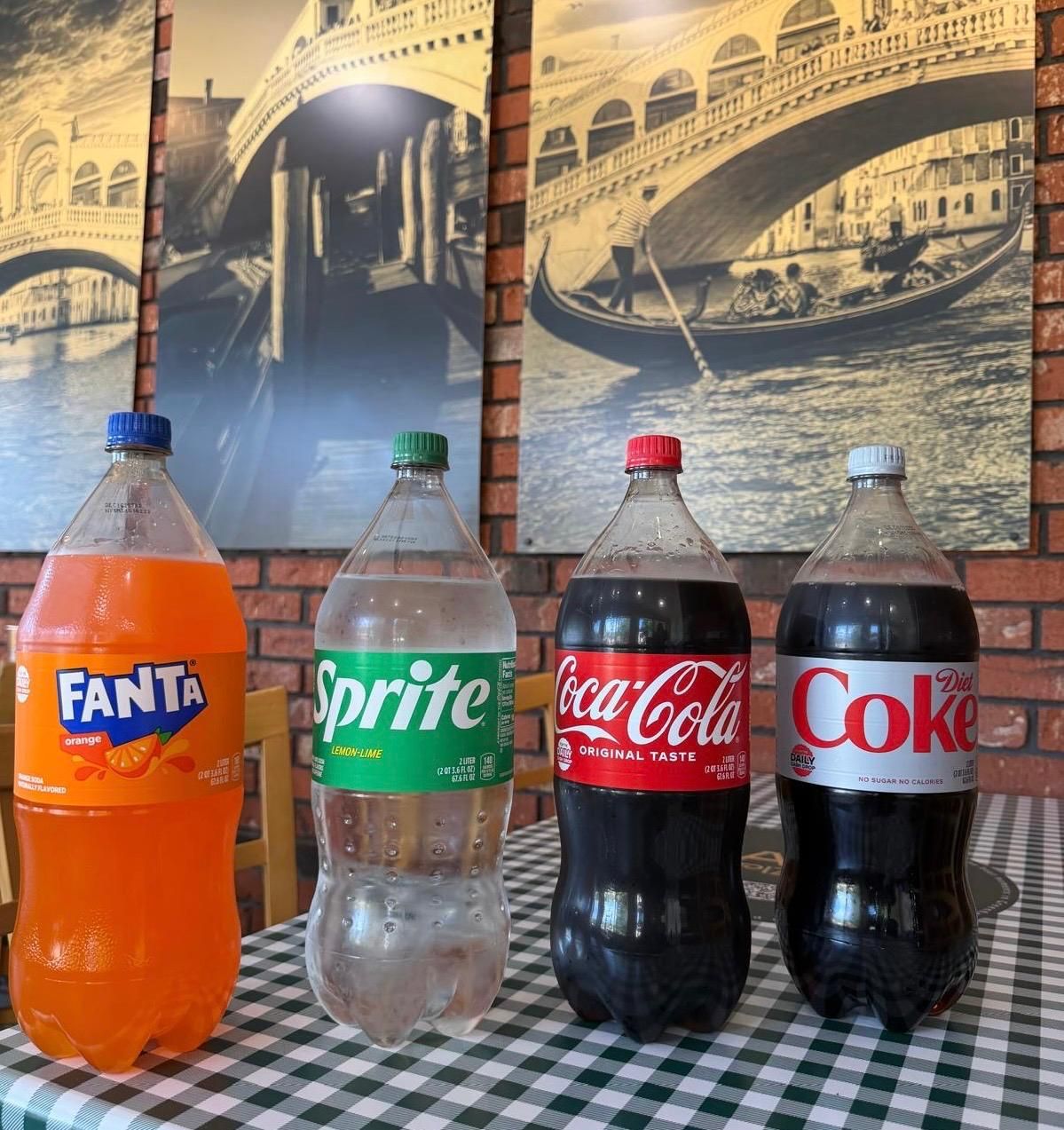 Rialto Pizza lunch special: Chicken wings, fries, and soda for $13.99, Monday 11 AM-3 PM.