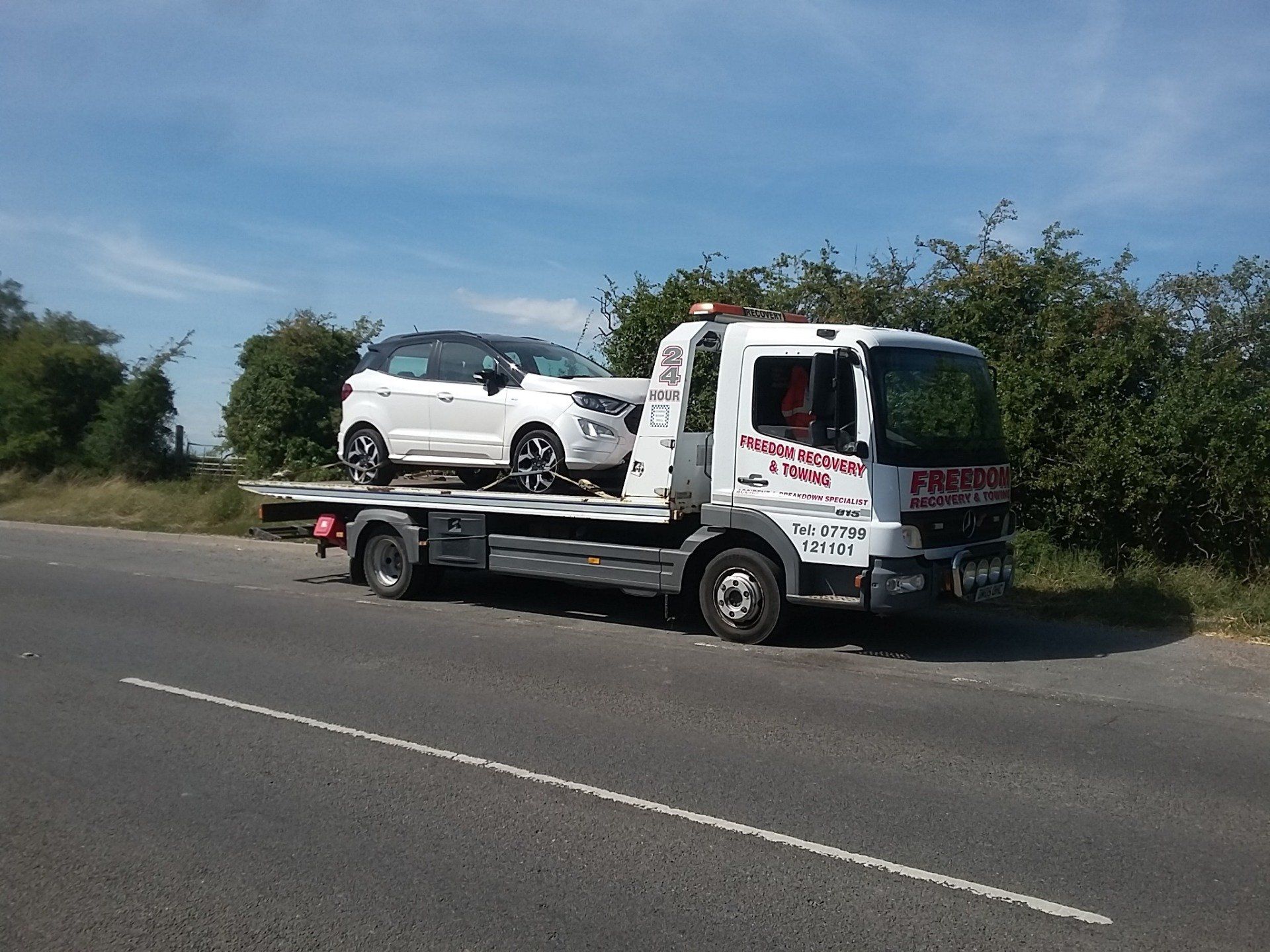 Freedom Recovery & Towing 14