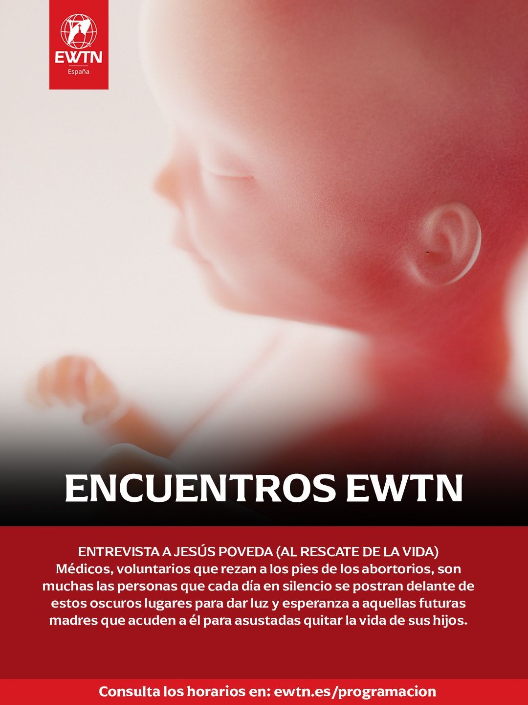 Hombre de traje con teléfono, dentro del cartel de