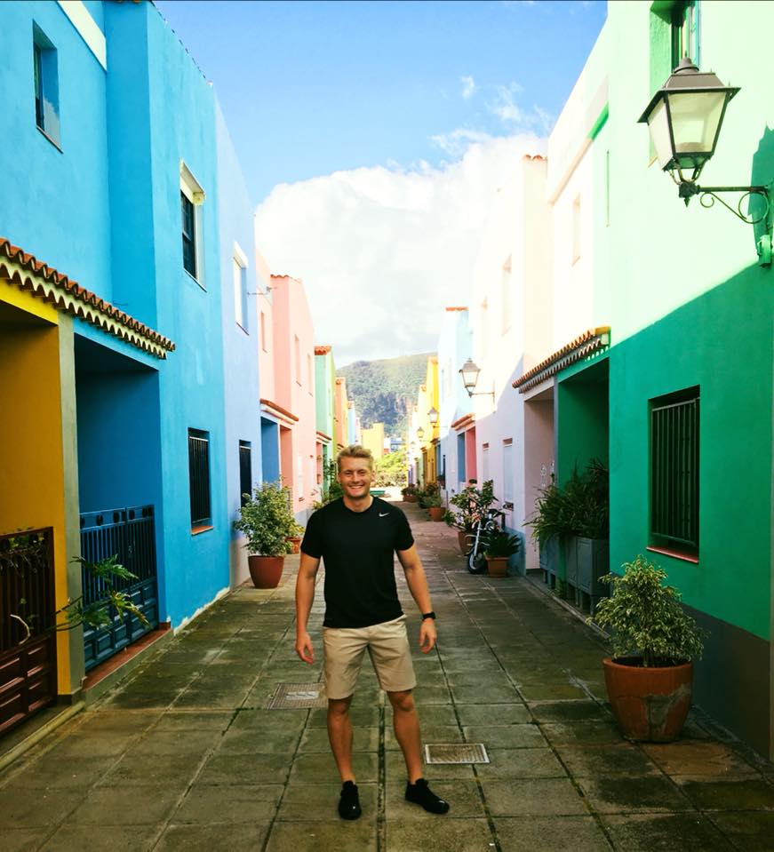 Xander Clemens is in the Canary Island around colorful houses