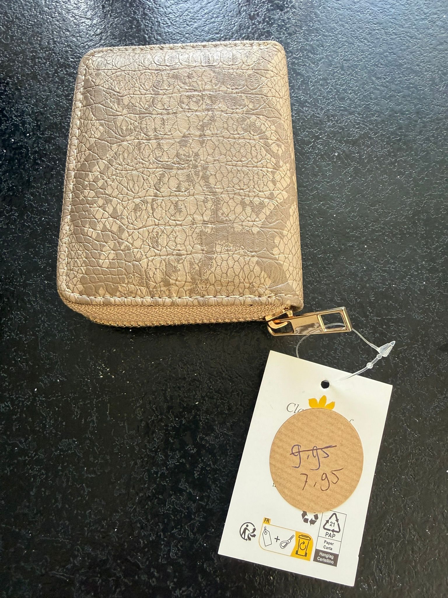 Portomonee taupe, licht goud kleurig
