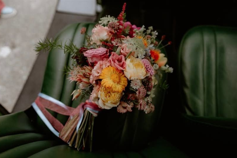 Wedding Florist in Edderton, Ross-Shire in the Scottish Highlands. Bespoke bridal bouquets, bridesmaids bouquets, buttonholes, wedding  hair flowers, wedding venue flowers, church flowers, flower wands, wedding ceremony flowers, guest table flowers and top table flowers.  Tain, Fearn, Balintore, Seaboard Villages, Portmahomack, Inverness, Dingwall, Dornoch, Rosehall, Ardgay, Bonar Bridge, Skibo