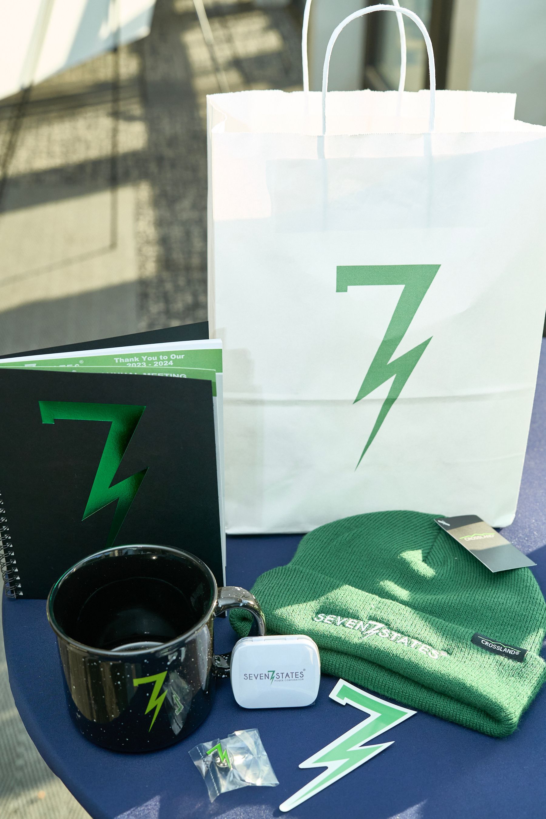 A white bag with the letter z on it is sitting on a table.