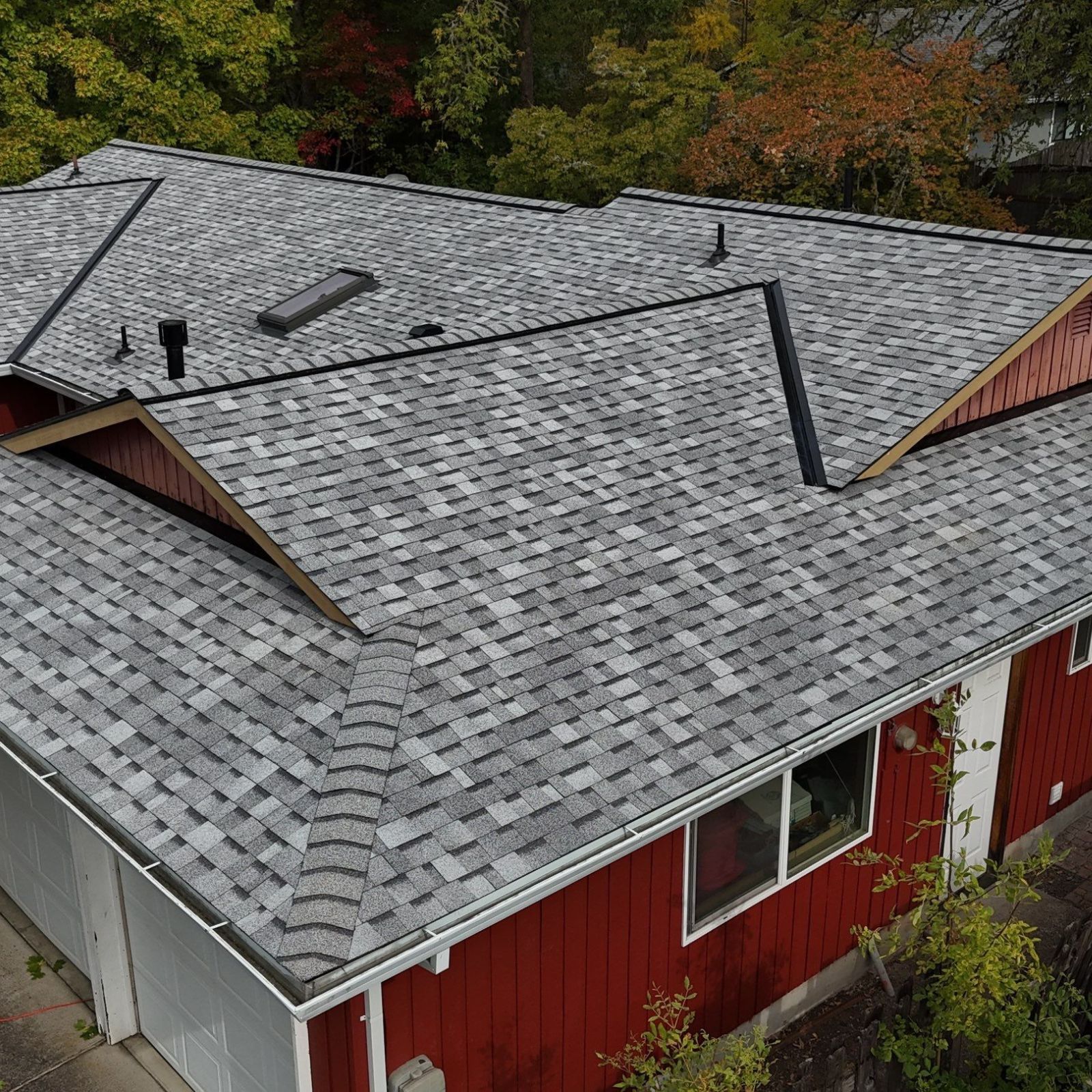 How to Compare These Roofing Companies - A Checklist Built for Fern Prairie
You now have five strong roofing options in Fern Prairie, WA, but choosing the right one comes down to how well each company fits your specific roof, budget, and timeline. Start by requesting at least three written estimates to create a reliable comparison baseline and quickly spot pricing outliers. Pay close attention to how each contractor handles the inspection and estimate process, because that usually reflects how the actual job will be managed. Based at 108 SE 124th Ave, Suite 8, Vancouver, WA 98684, Valiant Roofing provides detailed, photo-documented estimates you can review at https://www.valiantroofing.com/locations/vancouver-wa. Do not focus only on the final price. Break down what is included such as materials, labor, permits, disposal, warranties, and cleanup. Roof size and complexity drive most costs, but transparency separates trustworthy contractors from risky ones. The best choice is the company that clearly explains scope, backs it with documentation, and proves accountability before the project even begins.