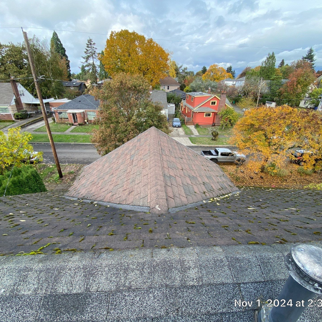 Image representing Valiant Roofing, a top Vancouver WA roofing contractor offering roof replacements, repairs, one-day reroofs, fast storm service, Owens Corning Platinum Preferred installation, lifetime warranty options, in-house crews, clear communication, and trusted residential and commercial roofing solutions.