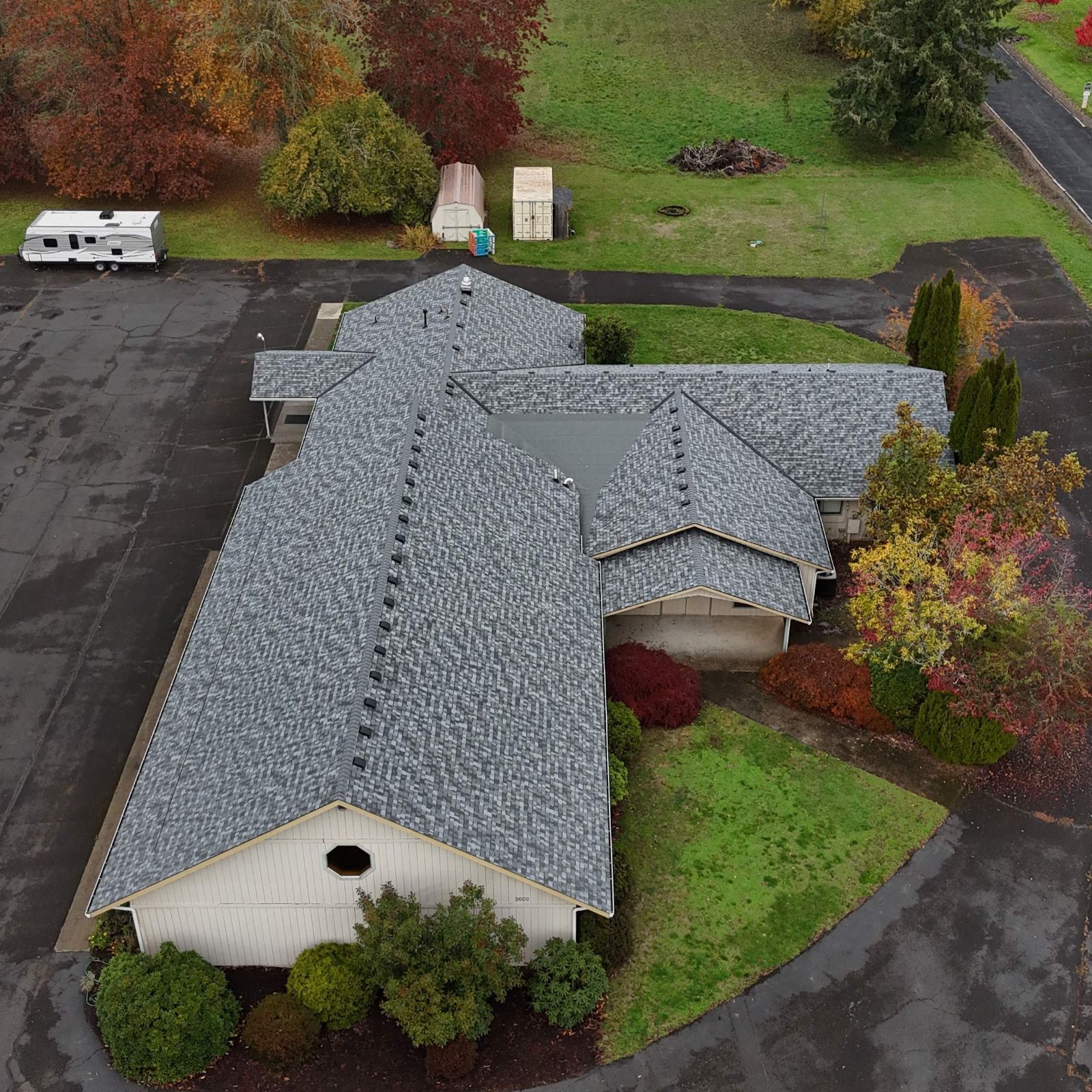 The Best Time of Year to Replace a Roof in Lucia, WA
A seasonal guide to the best time to replace a roof in Lucia, WA, comparing weather, scheduling, and shingle adhesion through the year. Summer from June through August is peak season with the longest dry windows but busiest crews and slightly higher pricing, while fall through early October offers faster scheduling before rain returns and shingles need above 40 to 45 degrees F to seal. Winter from November through February is least ideal due to frequent rain, short daylight, and cold, and spring from March through May opens a strong window once April rain tapers off. Valiant Roofing serves Lucia from 108 SE 124th Ave Suite 8, Vancouver, WA 98684, at https://www.valiantroofing.com/locations/vancouver-wa