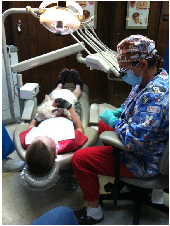 Dentist performing service in West Reading, PA.