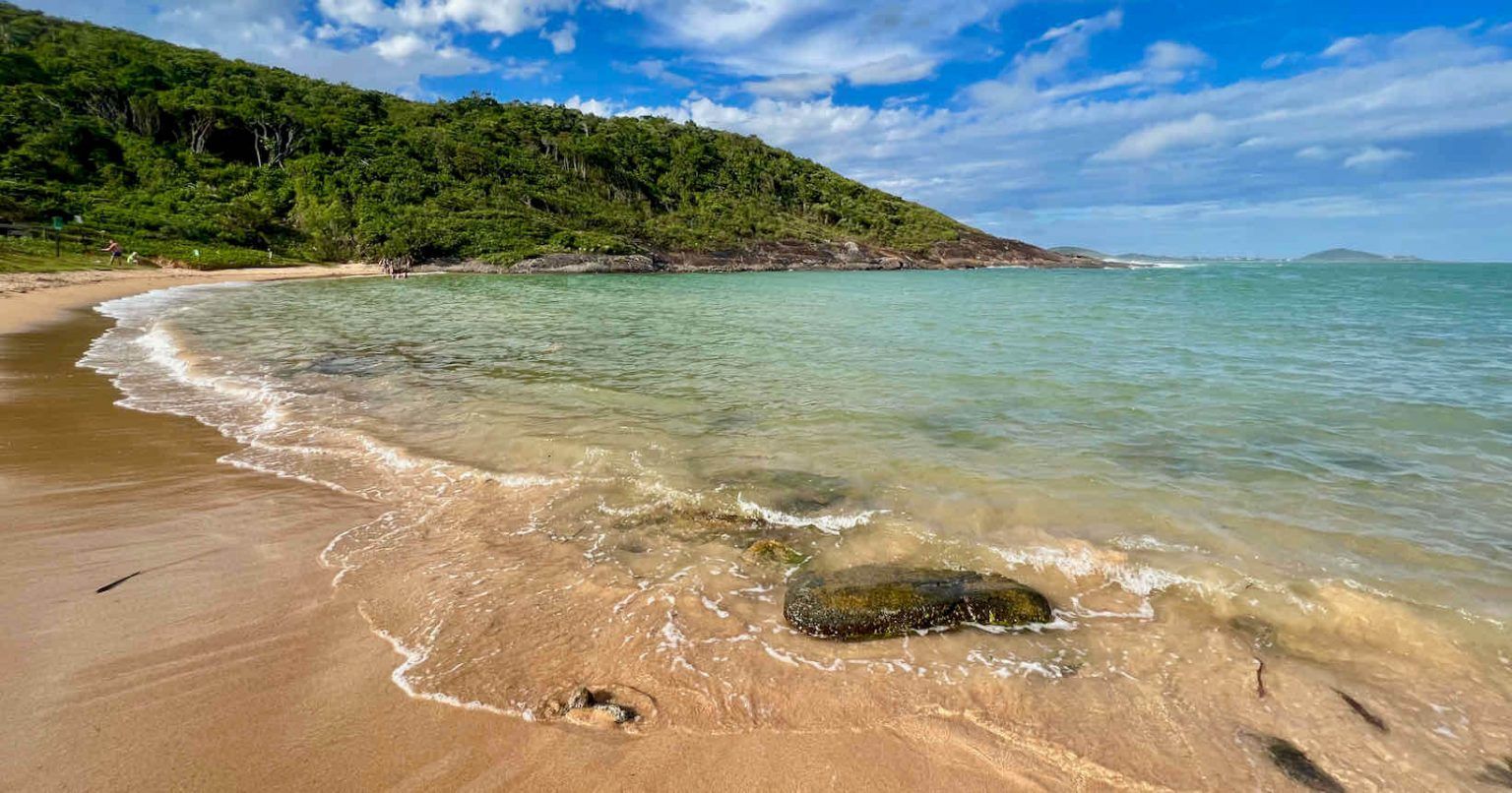 Guarapari! Guia completo com praias, atrações, dicas e hotéis!