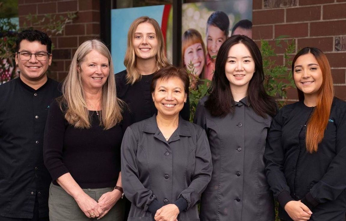 Dr. Smith and the res Seattle, WA dental team