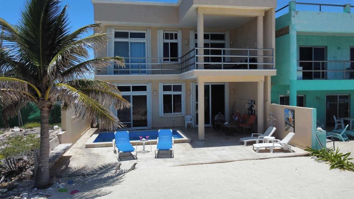 Isla Mujeres Beach Homes