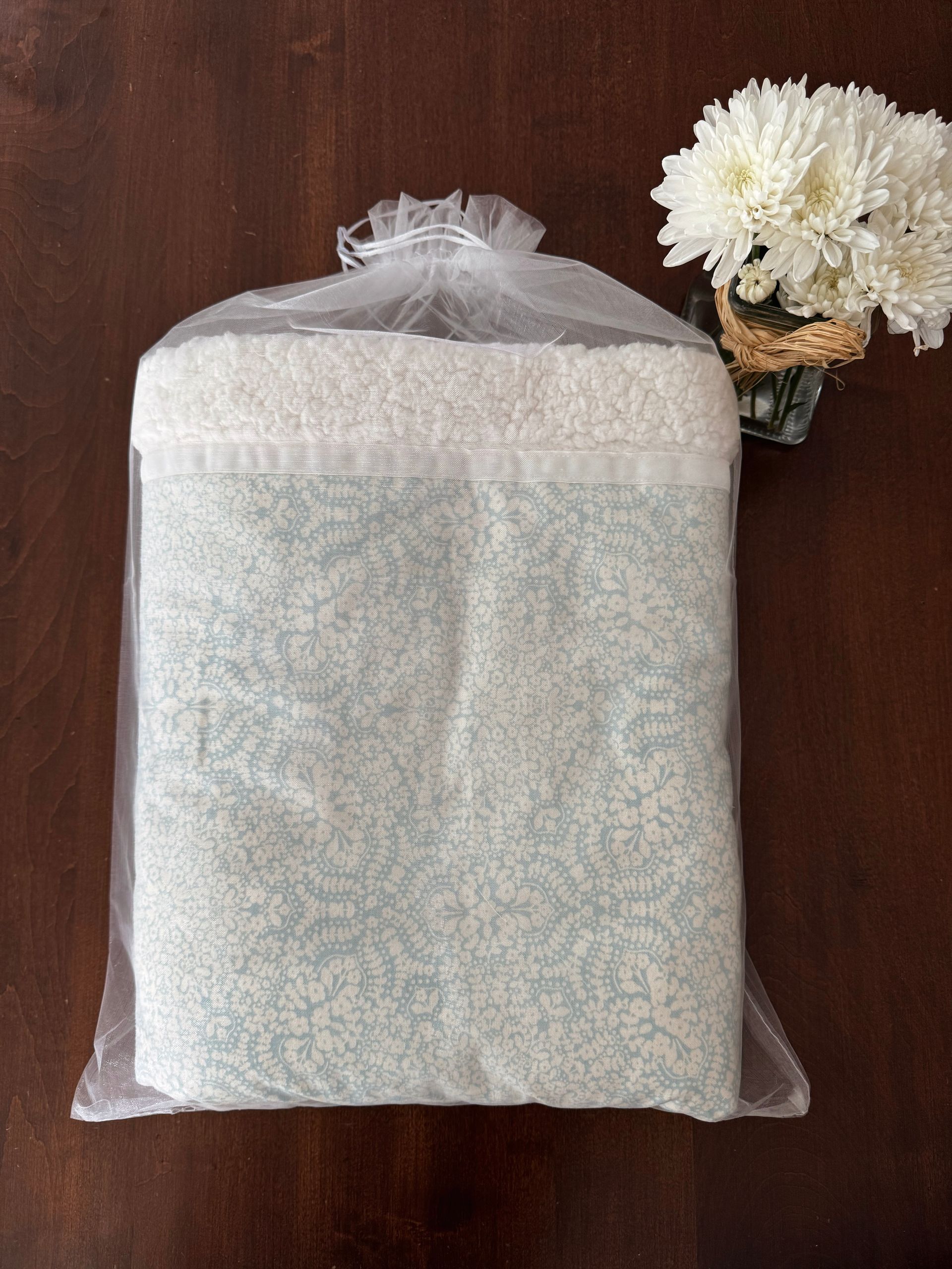 kadori sherpa baby blanket with baby blue demask printed material