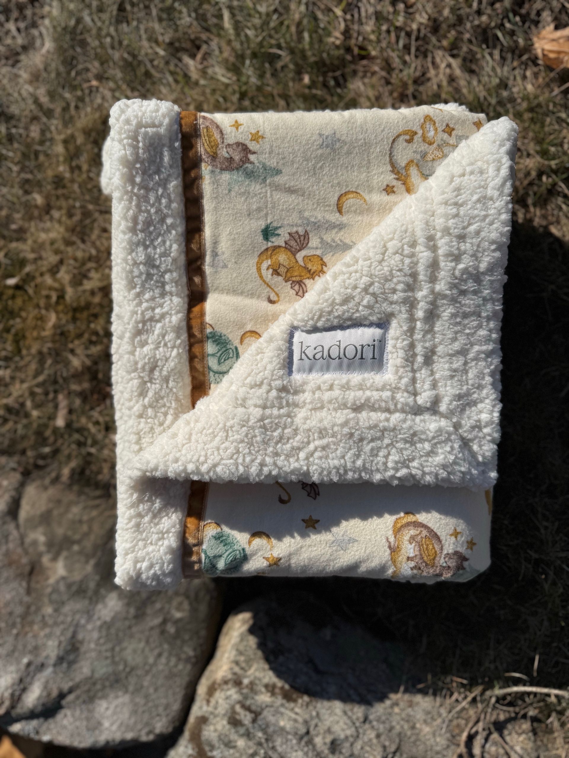 kadori sherpa baby blanket with printed dragon material