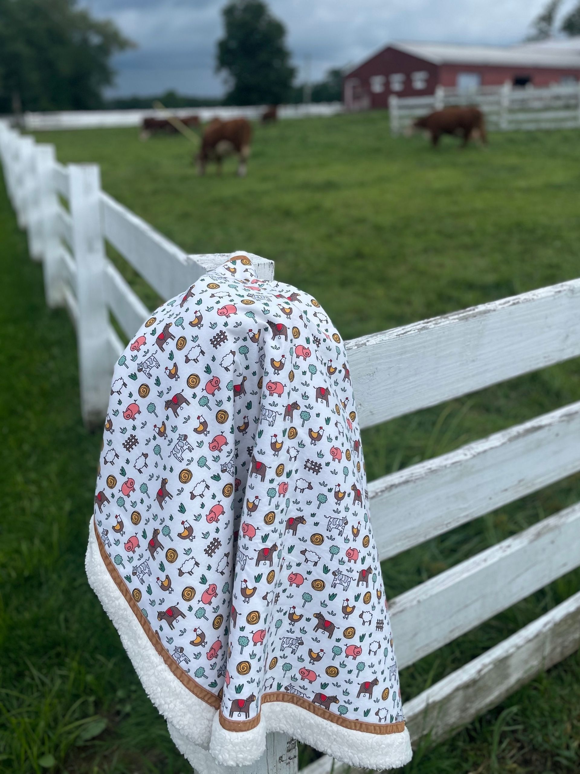 kadori sherpa baby blanket with farm animal printed material