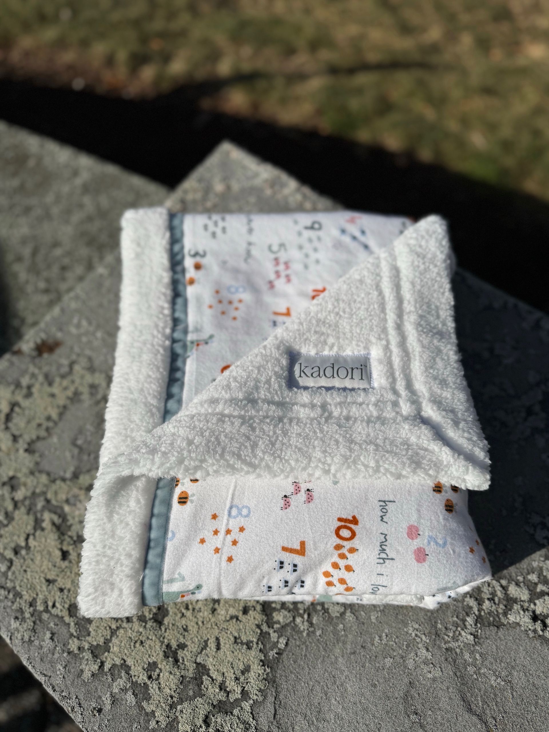 kadori sherpa baby blanket with  printed material