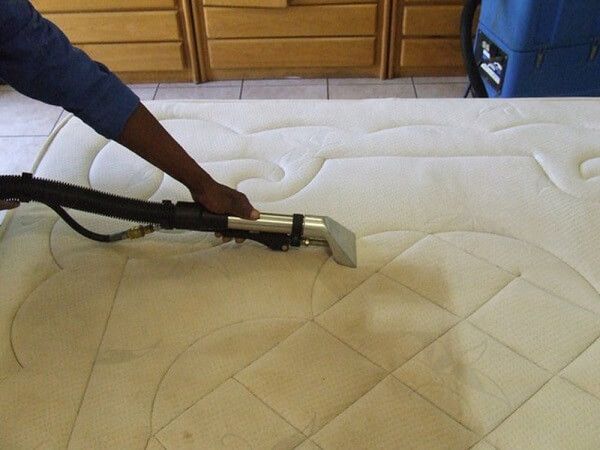 cleaning mattress