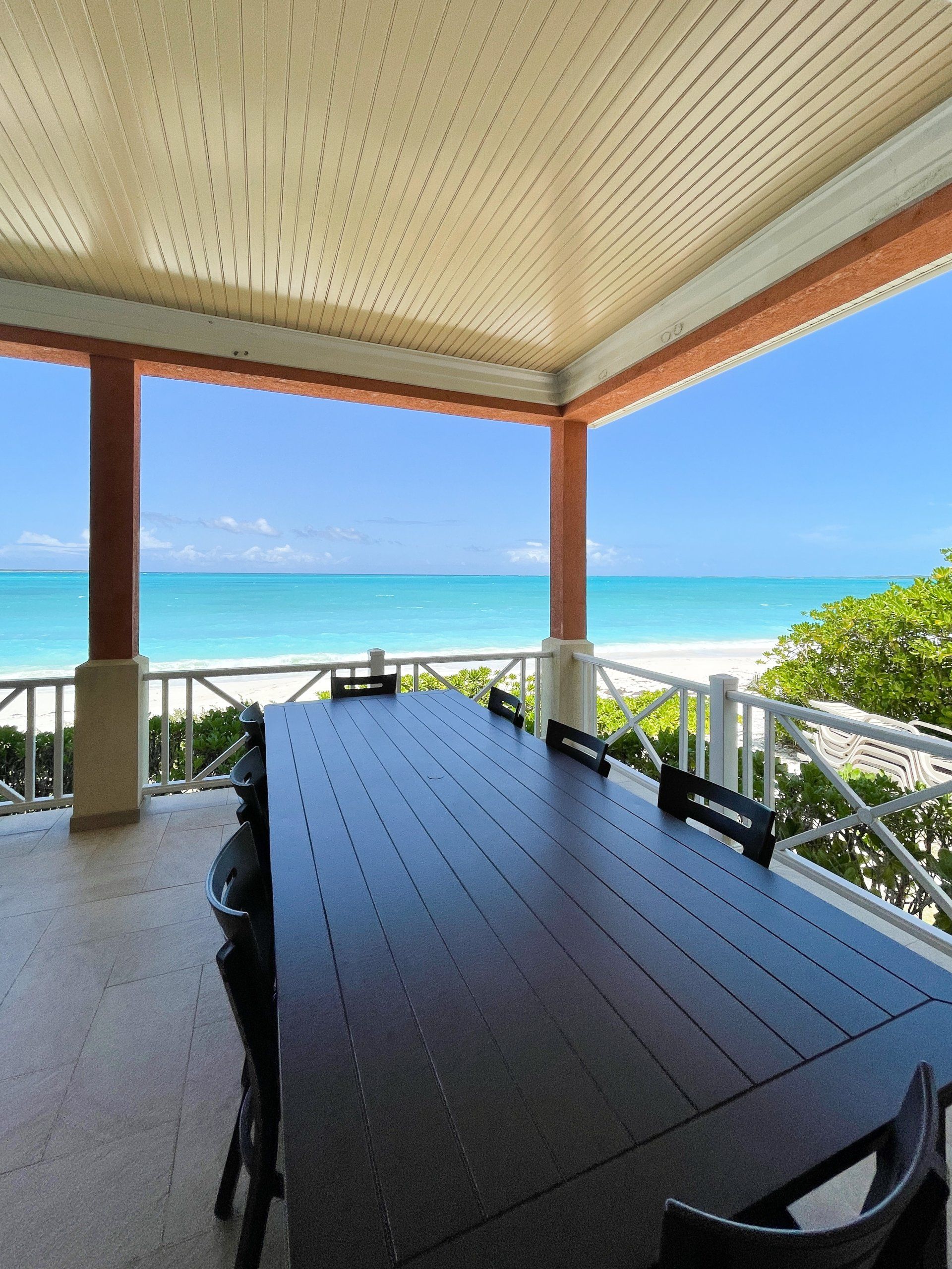 Beachfront Home Rental in Great Exuma Island, Bahamas | Nemo House