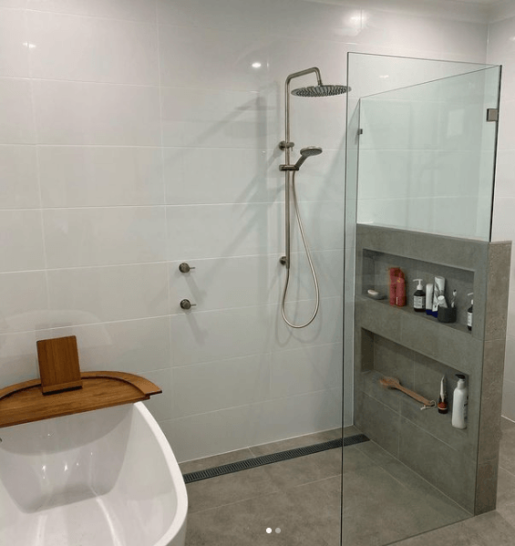 Small Shower Screen — Your Expert Glaziers in Coffs Harbour, NSW
