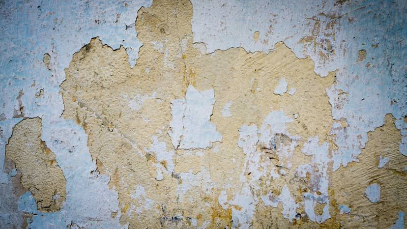 Peeling Stucco Signs