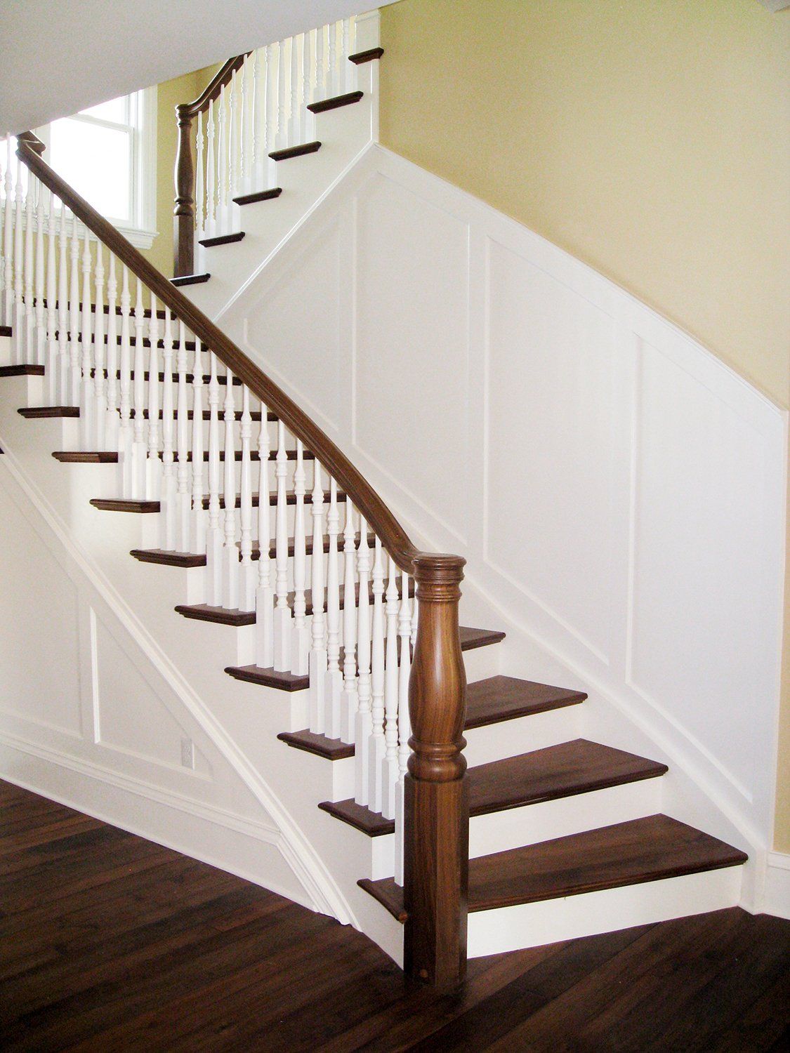 Majestic Rails Stair rail sales, design, and installation