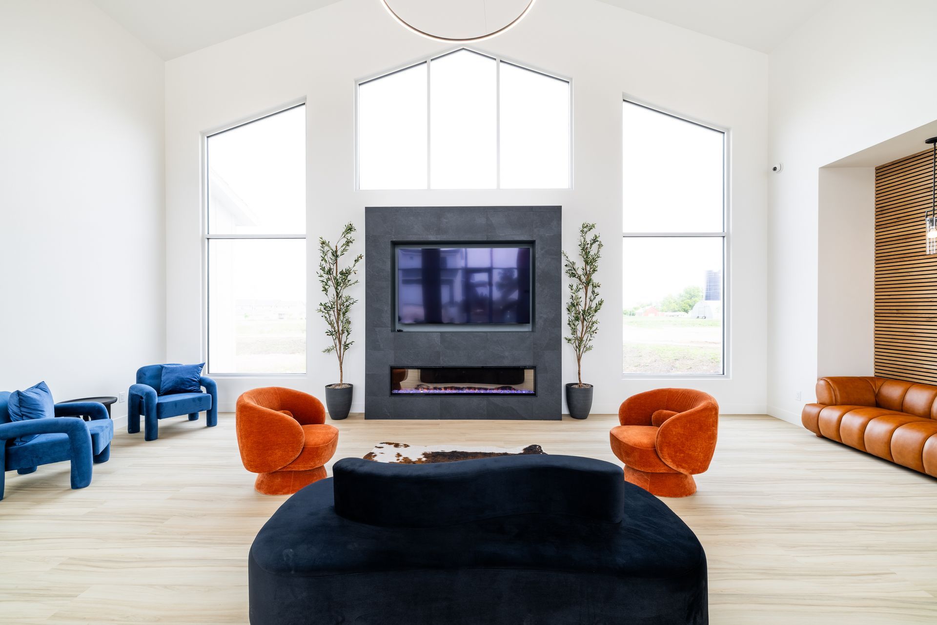 Clubhouse with fireplace