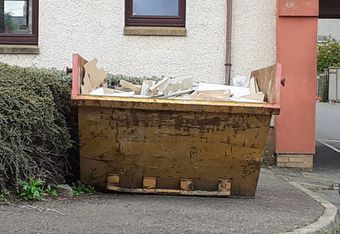 Hire a 6-yard skip in Glasgow, click here for 6-yard skip hire prices and book a 6-yard skip online