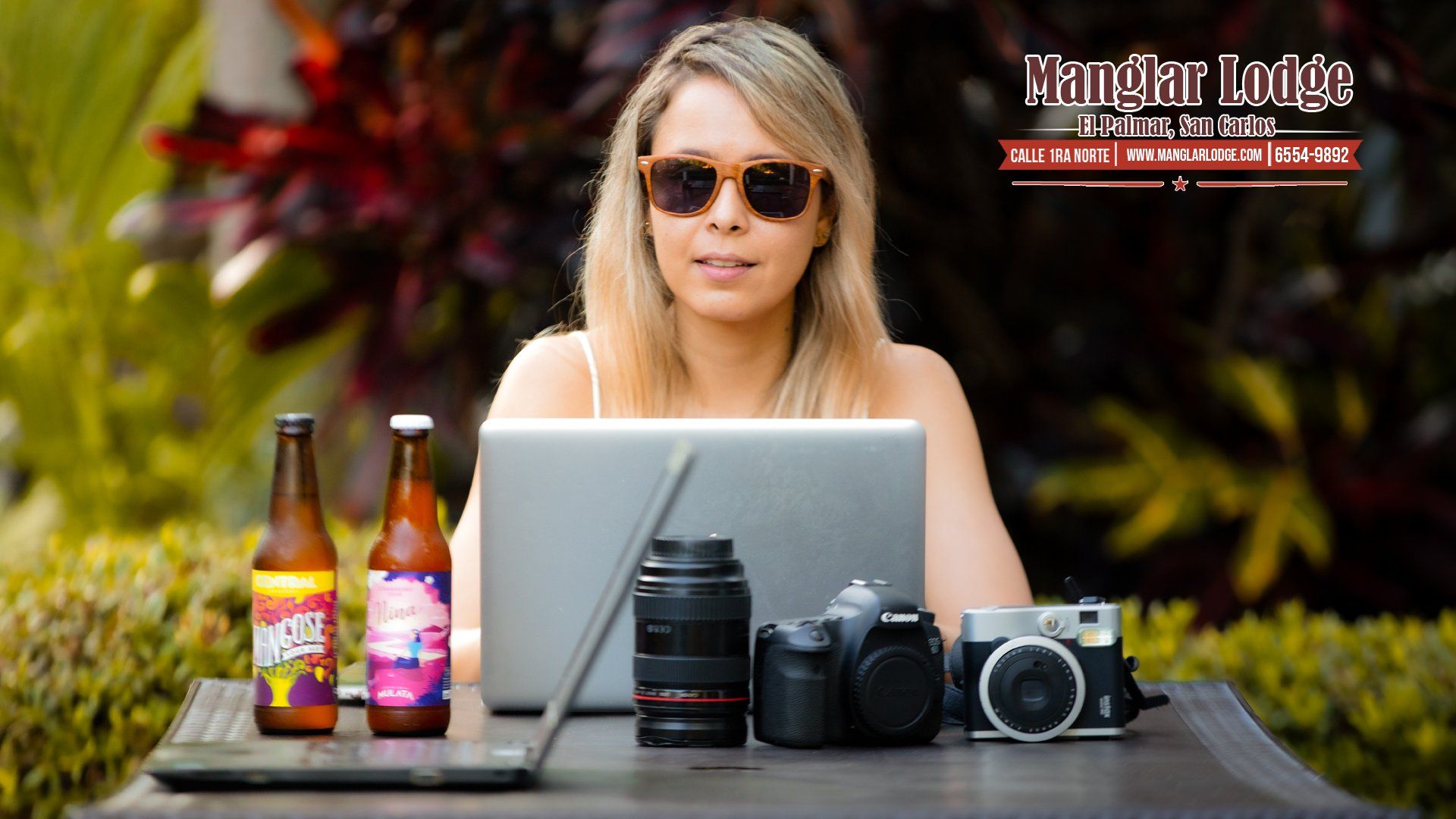 Manglar Lodge Rooms are a great place to relax and work  